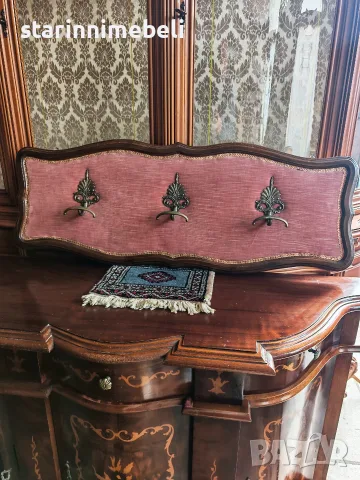 Старинна стенна закачалка 