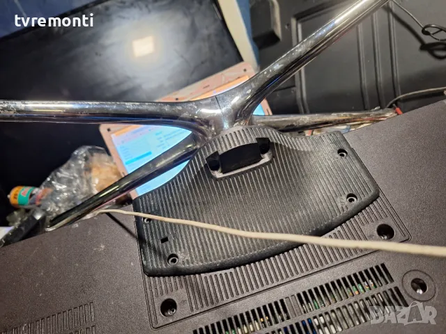 крачета оригинална стойка телевизор SAMSUNG модел UE40F6340S, снимка 5 - Стойки, 3D очила, аксесоари - 48743652