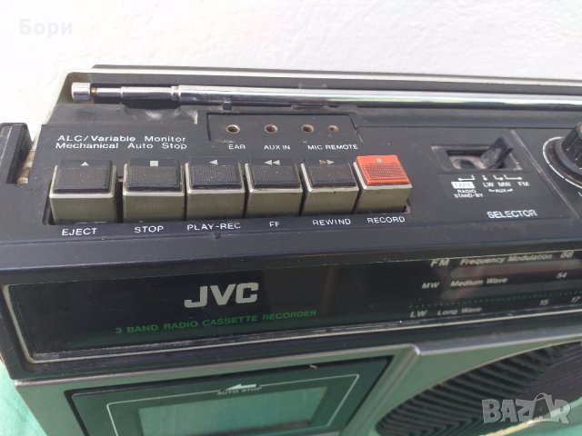 JVC RC-232L Касетофон с радио, снимка 4 - Радиокасетофони, транзистори - 29269095