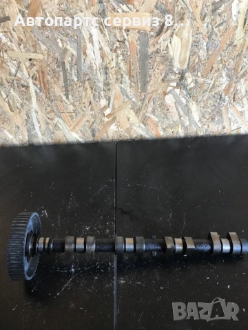 Всмукателен разпределителен вал за KIA Sportage 2.0 16V (2001)