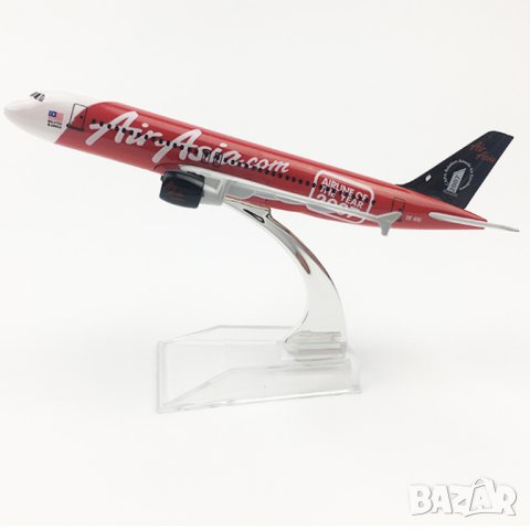 Еърбъс 320 самолет модел макет Air Asia 2007 метален A320 Low cost Нискотарифни, снимка 1 - Колекции - 42897236