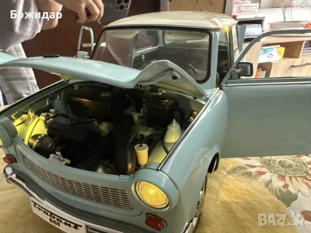 Метален модел на Трабант 601 deluxe мащаб 1:8, снимка 15 - Колекции - 56243695