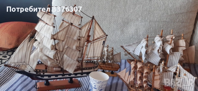 Продавам колекция от макети на кораби платноходи