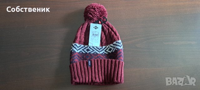 НОВО с етикет lee cooper зимна топла шапка с помпон акрил, снимка 9 - Шапки - 38309638