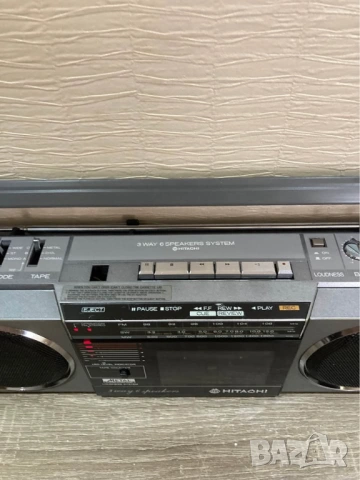 HITACHI TRK-6701W VINTAGE RETRO BOOMBOX радио  касетофон, снимка 8 - Радиокасетофони, транзистори - 53244302
