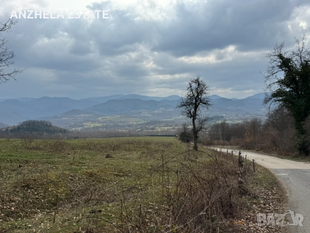 🏡 ПРОДАВА СЕ ИМОТ С ПАНОРАМНА ГЛЕДКА КЪМ ЯЗОВИР СОПОТ – С. ГОЛЯМА ЖЕЛЯЗНА, снимка 3 - Парцели - 53958452