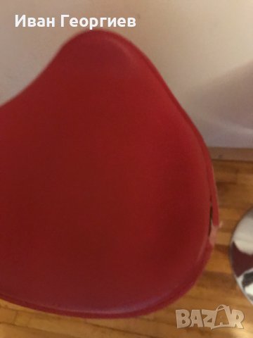 Продавам 2бр  бар стола с червена изкуствена кожа , снимка 6 - Столове - 42487647