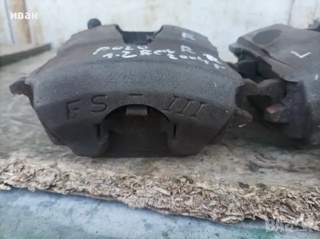 Предни спирачни апарати за Фолксваген Поло 1.2 бензин. 2004 год. 9N. , снимка 2 - Части - 48446714