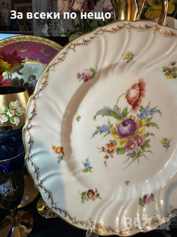 Nевероятно красиво немско плато с майсенски ръчно нарисувани подглазурно букети и цветя Код P1627, снимка 4 - Сервизи - 52917293