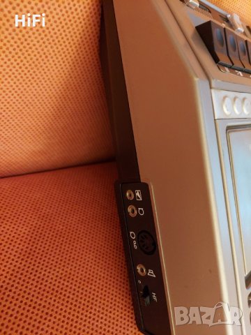 Радиокасетофон UNIVERSUM, снимка 7 - Радиокасетофони, транзистори - 31823724