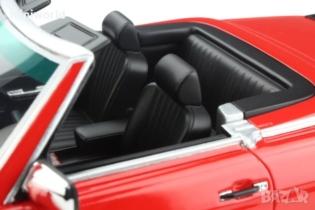Mercedes 500 SL AMG R107 Roadster 1986 - мащаб 1:18 на OttoMobile моделът е нов в кутия, снимка 11 - Колекции - 42267648