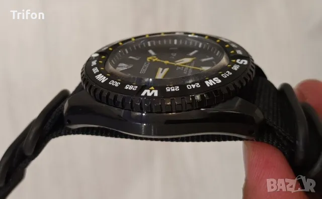 Часовник Seiko PROSPEX automatic diver Black edition , снимка 4 - Мъжки - 47463658