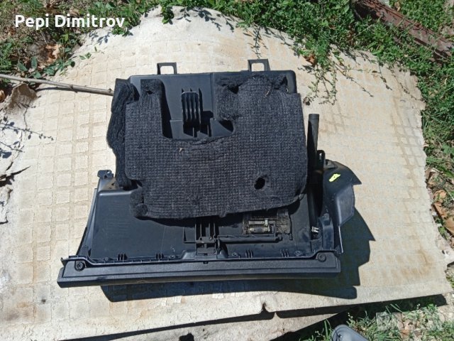 Жабка за Mercedes-Benz A-Class Hatchback (W169) (09.2004 - 06.2012)