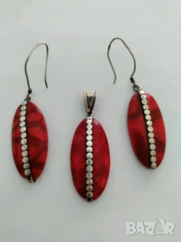 Сребърен комплект с червен корал