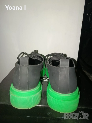 Дамски обувки с масивна зелена подметка , снимка 2 - Дамски ежедневни обувки - 52595541