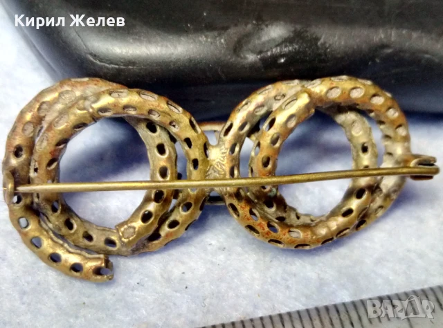 СТАРИННА МЕДНА РЕТРО БРОШКА с ГНЕЗДО За ВГРАЖДАНЕ на КАМЪК КРИСТАЛ ПЕРЛА АЖУРНА РЪЧНА РАБОТА 40433, снимка 4 - Антикварни и старинни предмети - 51279639