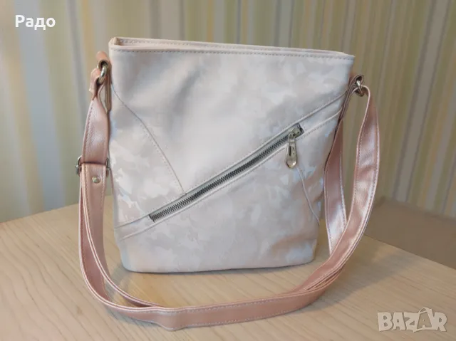 Нова дамска чанта през рамо или в ръка розово злато абитуриентски бал мини чантичка раница спортна