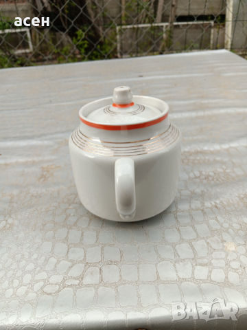 порцеланов чайник, снимка 2 - Аксесоари за кухня - 44715841
