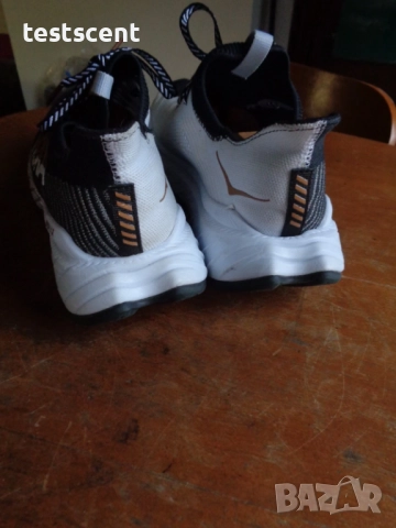 Мъжки маратонки HOKA ONE ONE Carbon X 3 – Black/White – Men’s US 11.5 (EU 45) черно бели за бягане, снимка 8 - Маратонки - 52966808