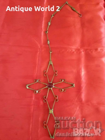 Стар Голям Бронзов Висящ Църковен КРЪСТ с Камъни, снимка 2 - Антикварни и старинни предмети - 53291076