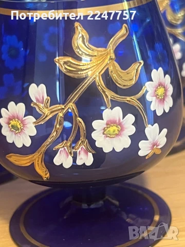 6 винтидж кристални чаши  Bohemia ръчно рисувани, кобалтово сини с позлата, снимка 3 - Антикварни и старинни предмети - 51414997