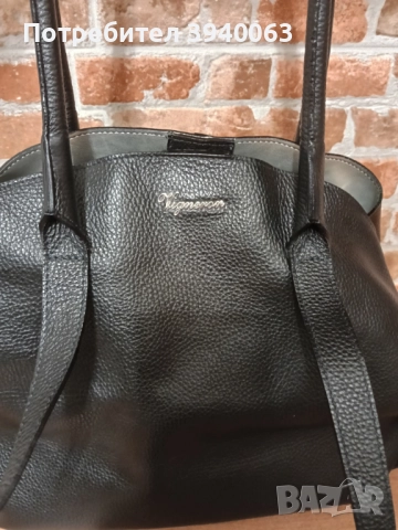 Дамска чанта черна от естествена кожа, снимка 8 - Чанти - 52514680
