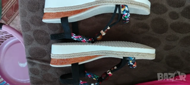 Обувки, снимка 2 - Сандали - 50910518