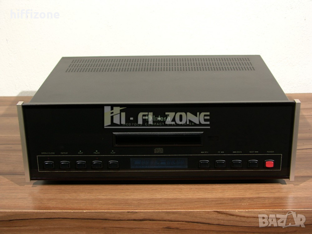 CD player McIntosh mcd7009, снимка 2 - Ресийвъри, усилватели, смесителни пултове - 36419374