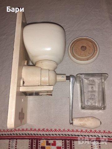 Антична немска мелница за кафе  Kym KYM=KYM Germany, снимка 10 - Други ценни предмети - 38130610