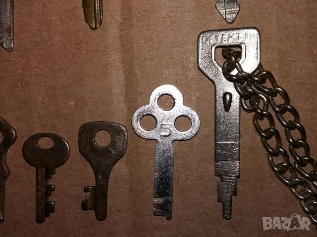 Ключове от стари мотоциклети, автомобили и др., снимка 6 - Други - 10251791