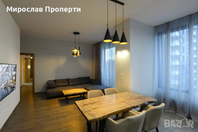 Продаваме 3-Стаен Апартамент В Лагера, снимка 5 - Апартаменти - 53040611
