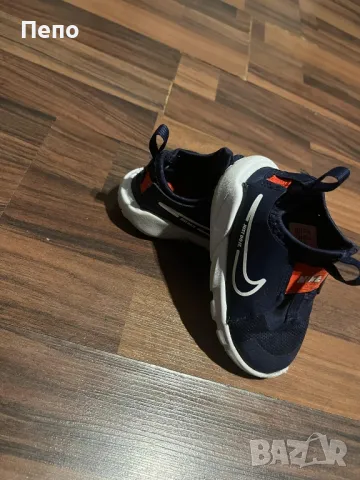  Детски Маратонки Nike, снимка 2 - Детски маратонки - 47521005