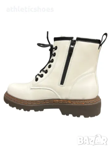 Дамски бели зимни боти-213, снимка 2 - Дамски боти - 30896037