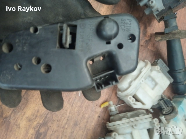 Платка , крушки ,дясна за BMW 3 (E46)  , 230570R, снимка 2 - Части - 53950534