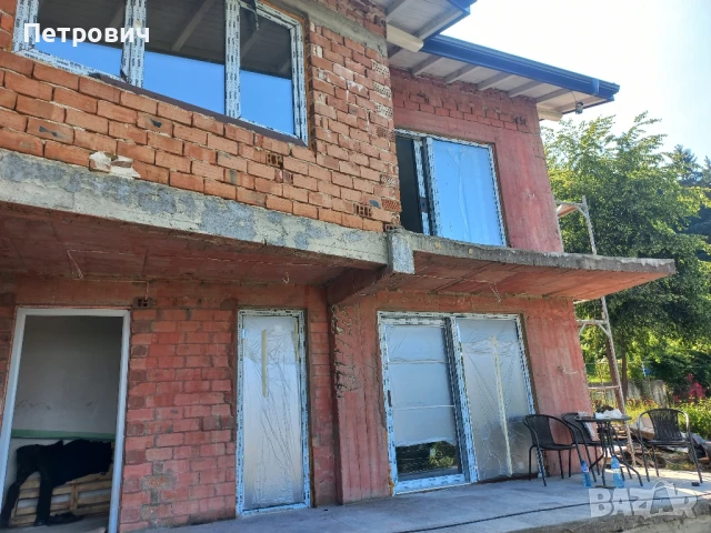 Направа на всякакъв вид покриви, градински бараки, навеси, барбекюта!, снимка 10 - Ремонти на покриви - 48909501