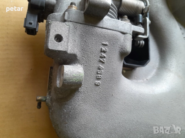 Всмукателен колектор BMW e36 318si, снимка 3 - Части - 51681070