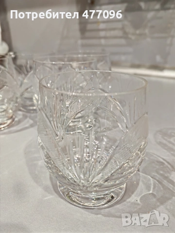 Продавам два сервиза с кристални чаши, снимка 2 - Чаши - 53085267