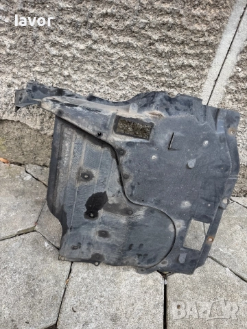 Кора под двигателя Мазда 