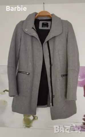 Дамско палто Bershka, снимка 2 - Палта, манта - 47973192