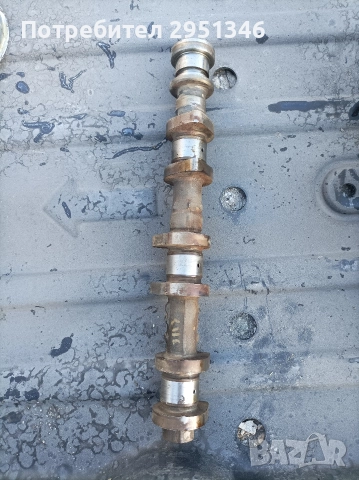 Разпределителен вал Mitsubishi Space Star Mirage 1.0