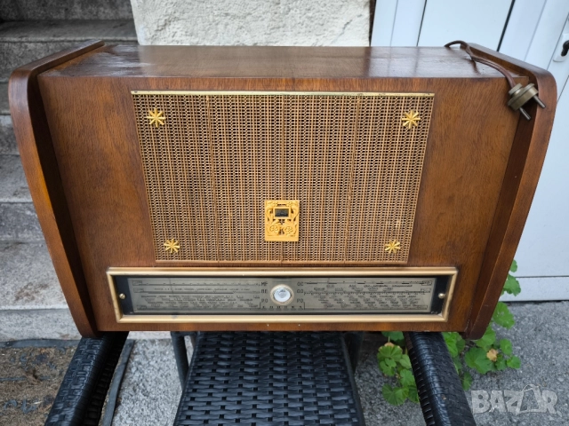 Pathe-Marconi 855-S винтиж радио