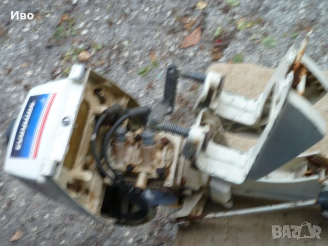 Извънбордов двутактов двигател за лодка Evinrude, 4 конски сили, произведен в САЩ, два цилиндъра, снимка 6 - Воден транспорт - 44349693