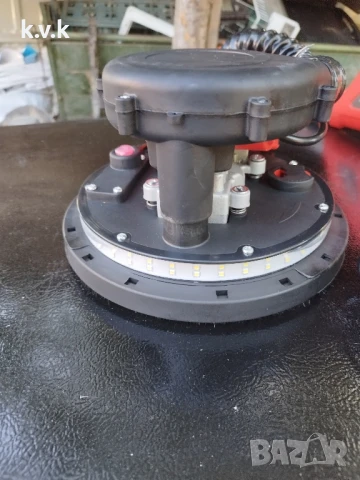 шлайф машина за стени и тавани., снимка 8 - Други инструменти - 51177083