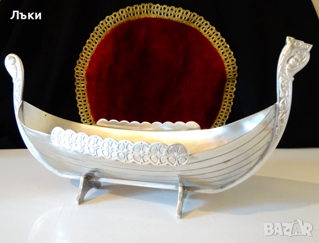 Викингски драконов кораб Драккар от калай,Норвегия. , снимка 7 - Антикварни и старинни предмети - 51936697