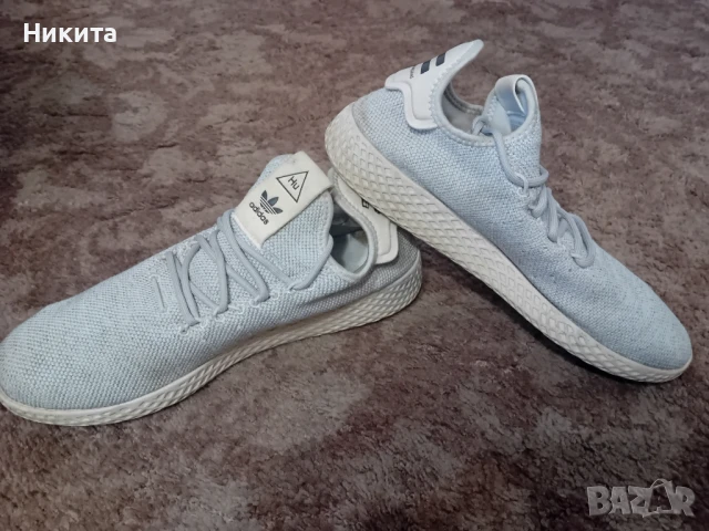 Адидас Pharrell Williams-маратонки 42-43 номер, снимка 3 - Маратонки - 50805886