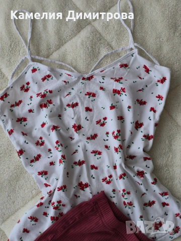 Дамски летен комплект за вкъщи – топ на цветя + бордо къси панталонки, снимка 2 - Комплекти - 53285633