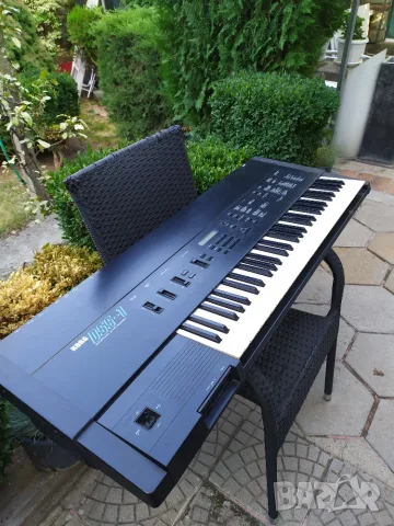 Korg DSS-1 Винтидж синтезатор 