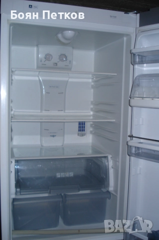 Хладилник с фризер "Баукнехт", снимка 3 - Хладилници - 52420311