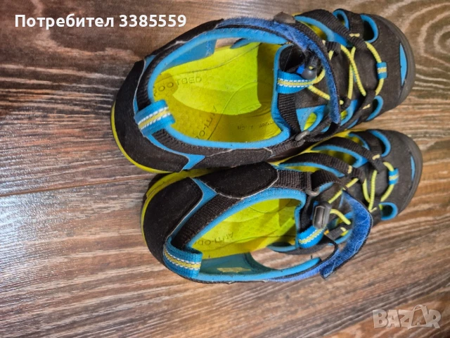 Сандали Keen, снимка 3 - Детски сандали и чехли - 51171572