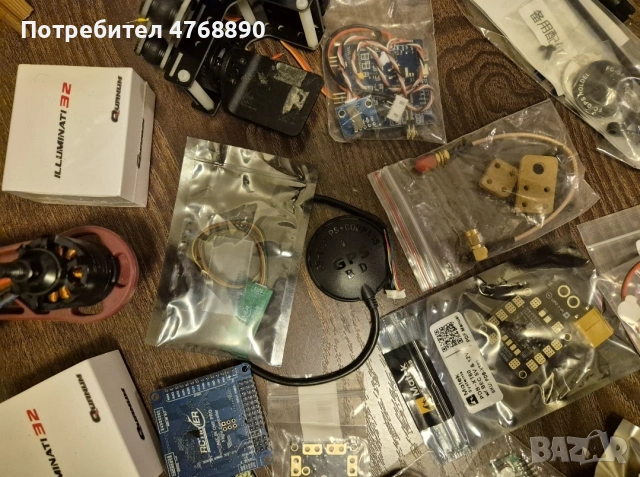 Лот RC части за дрон - нови и използвани, снимка 8 - Дронове и аксесоари - 53875881